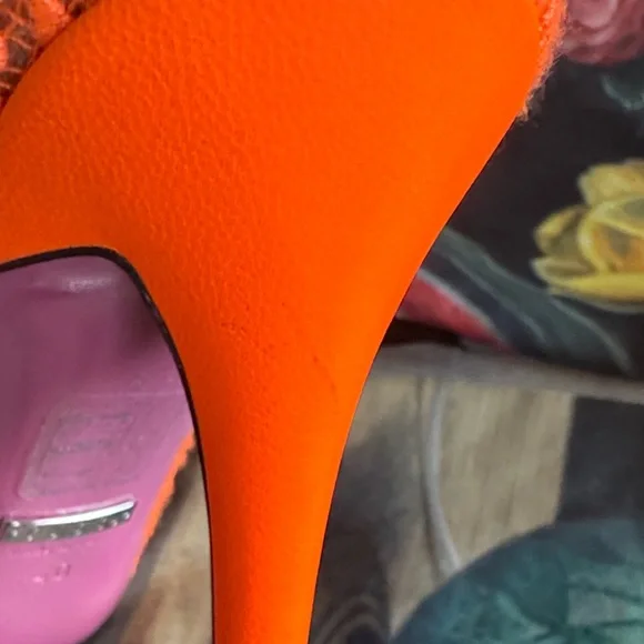 Gucci Elegant Orange Lace Mary Jane Heels Sz 40 - Picture 5 of 13